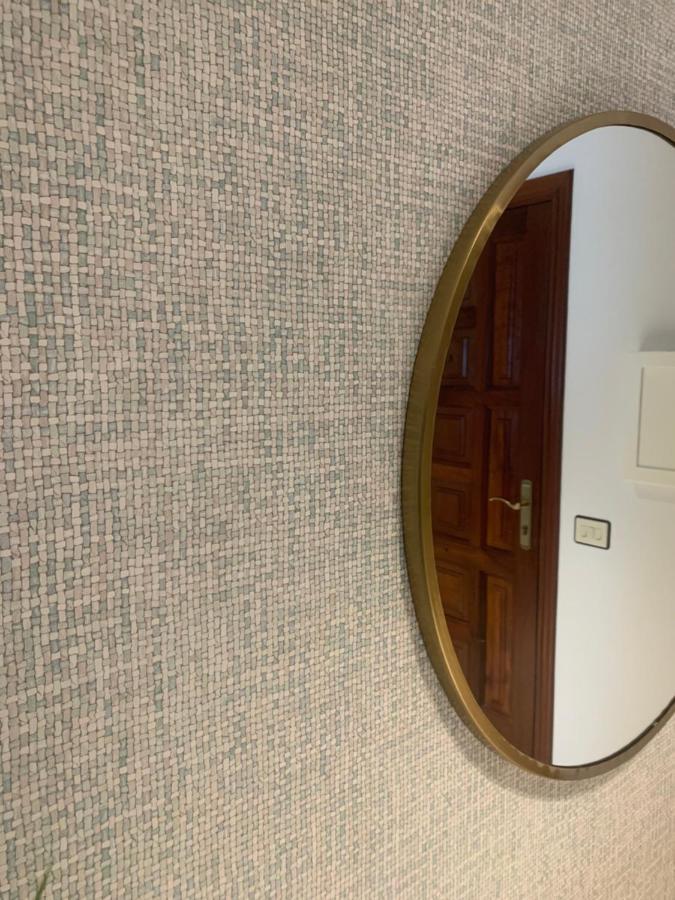 Byhouse Gran Via 35 Apartment Sarria Ngoại thất bức ảnh